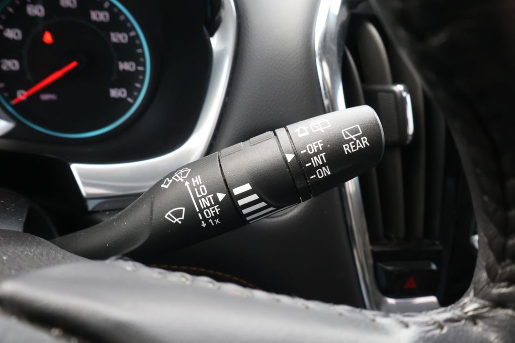 Thumbnail: 2020 Chevrolet Traverse - 22