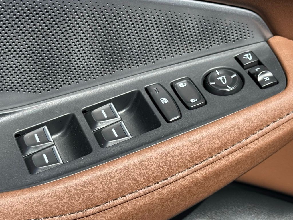 2025 Acura MDX Technology photo 18