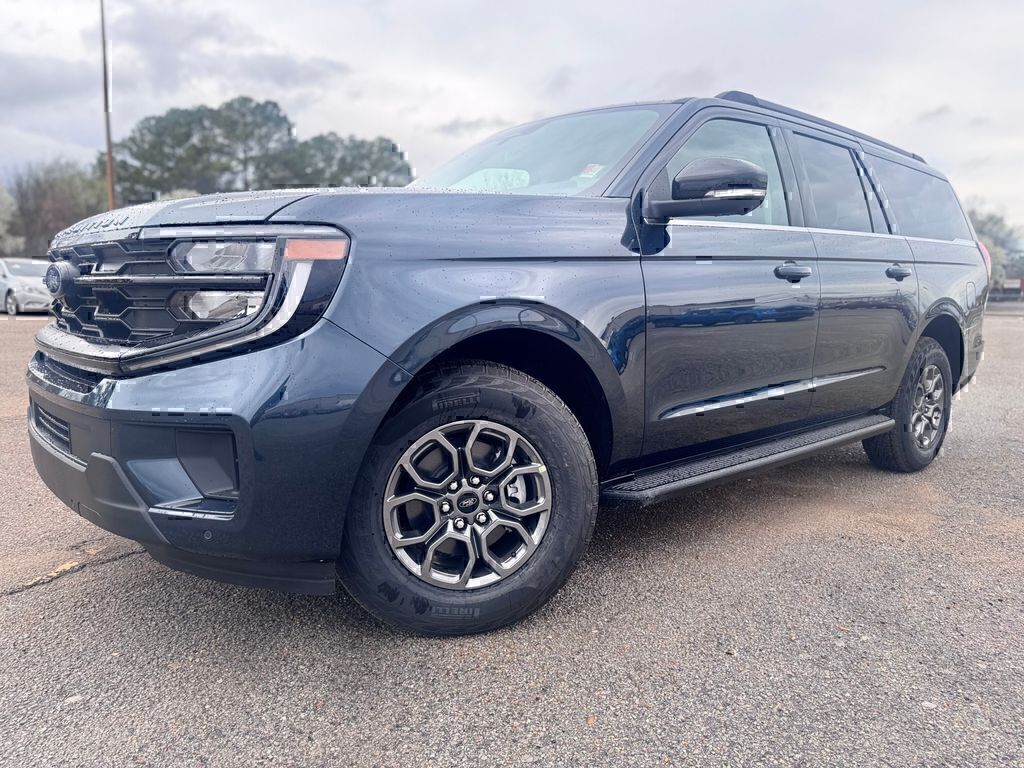 2026 Ford Expedition MAX Active 4WD
