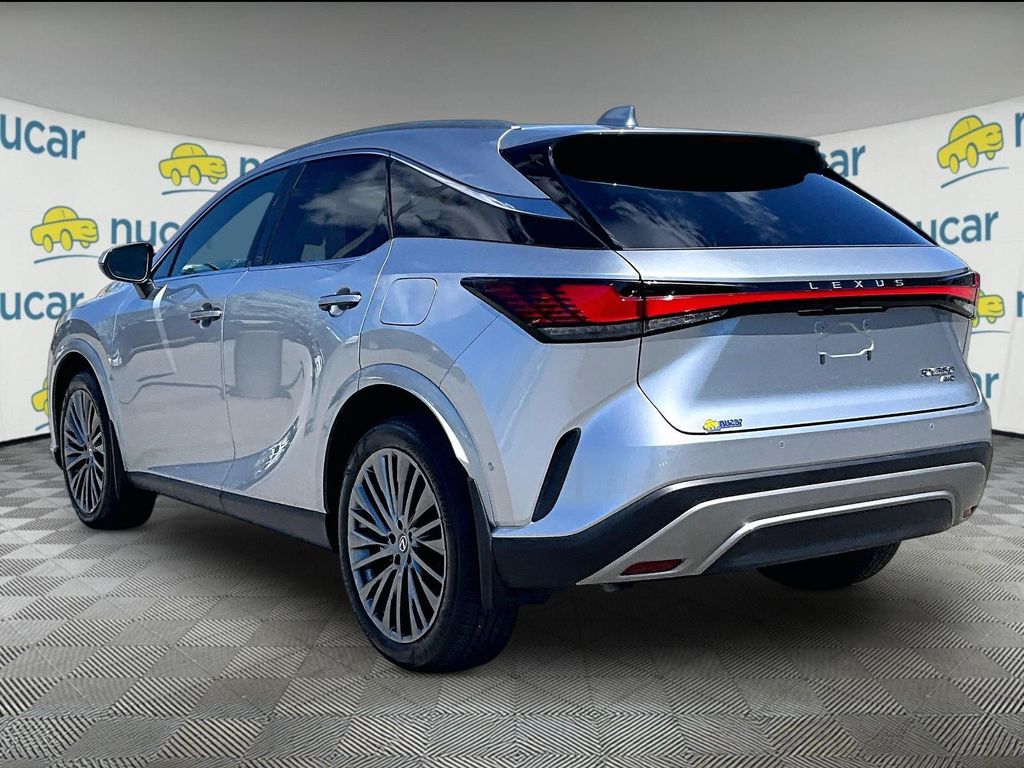 2025 Lexus RX — photo 4