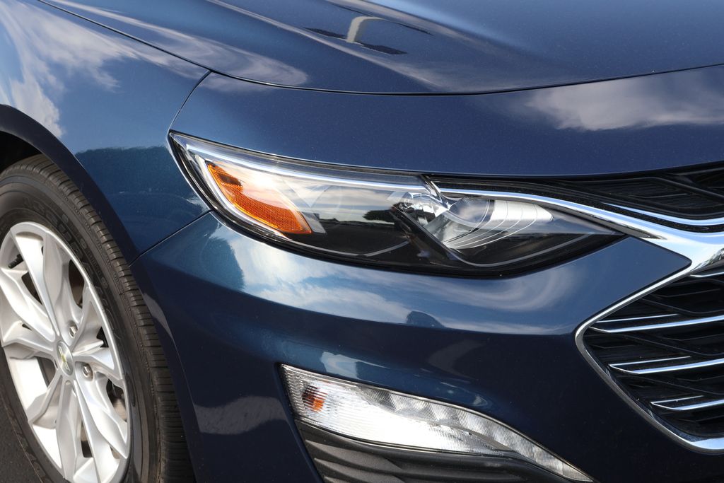 2020 Chevrolet Malibu LT 4
