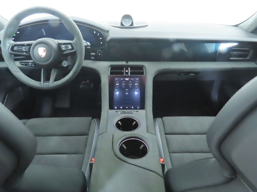 Thumbnail: 2023 Porsche Taycan - 13