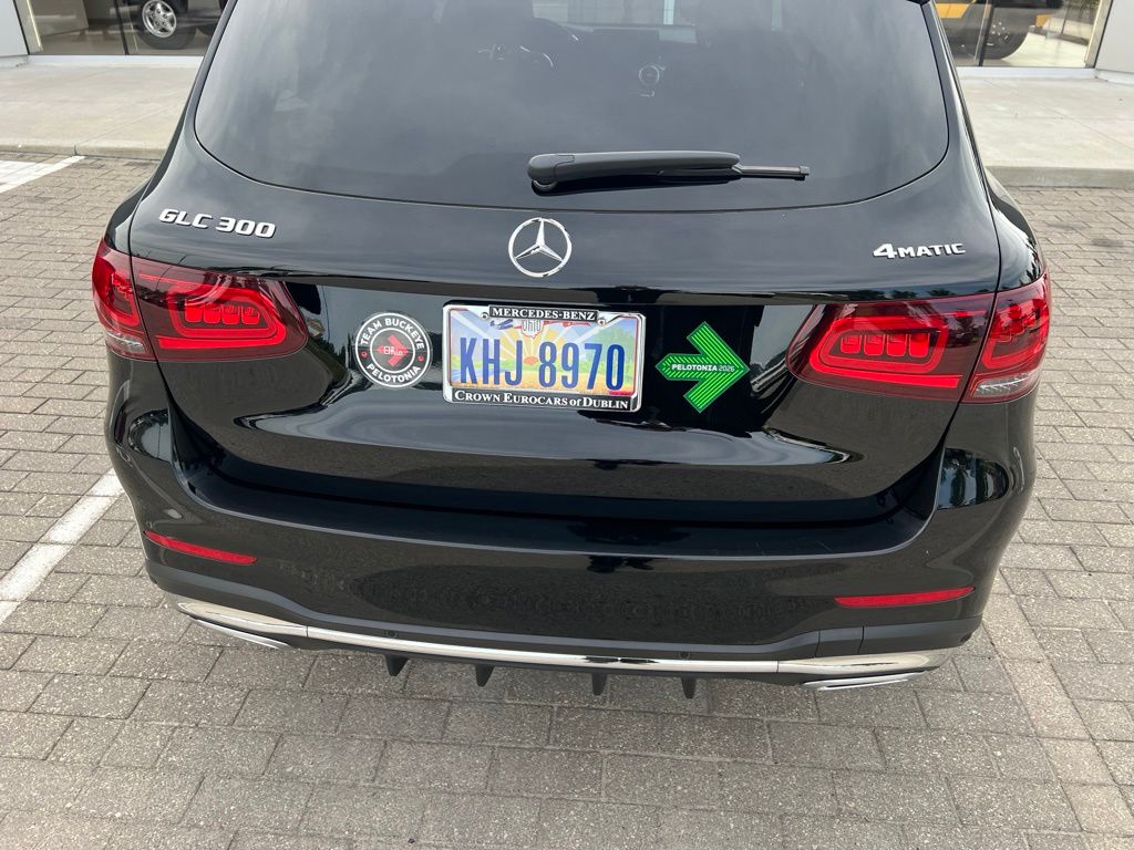 Used 2022 Black Mercedes-Benz GLC 300 image 8