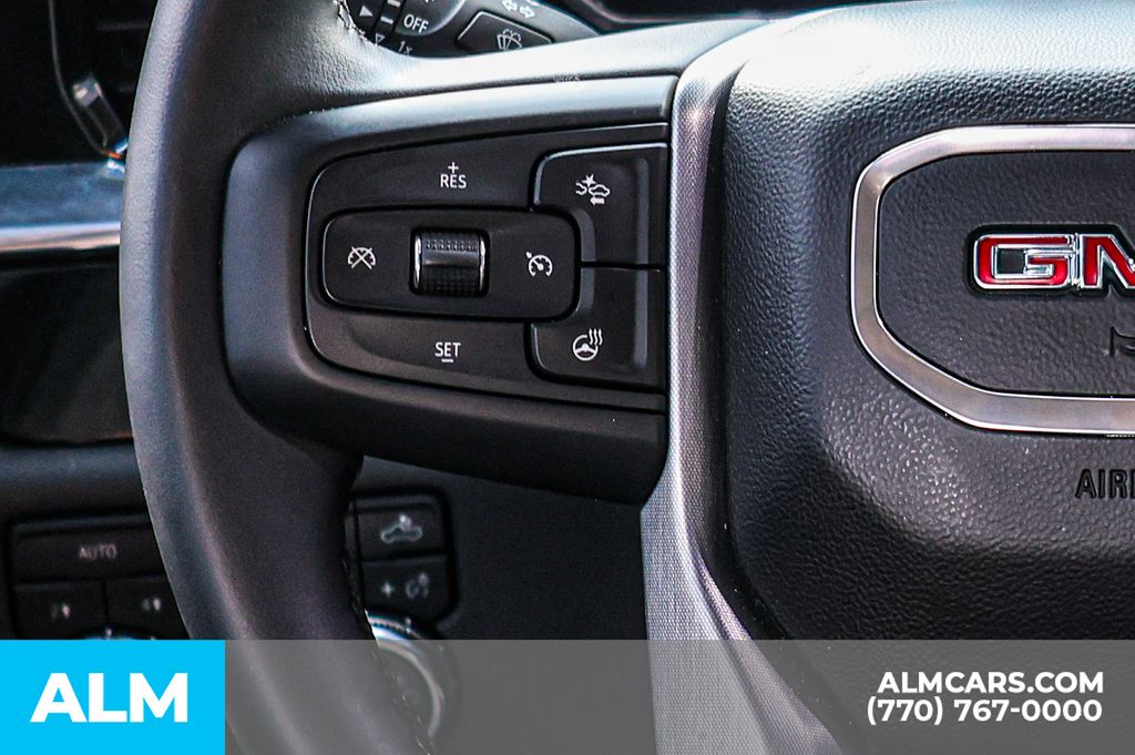 Used 2024 Blue GMC SLT image 32