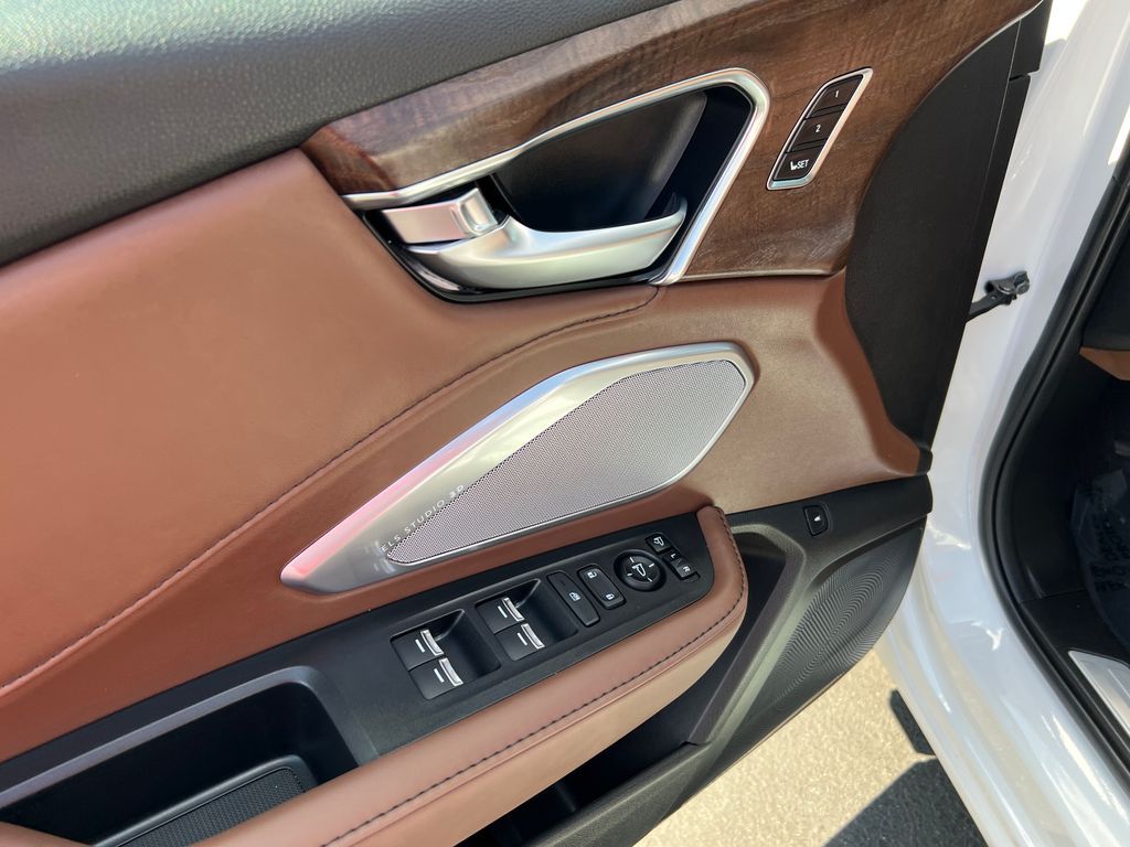 Thumbnail: 2023 Acura RDX - 12