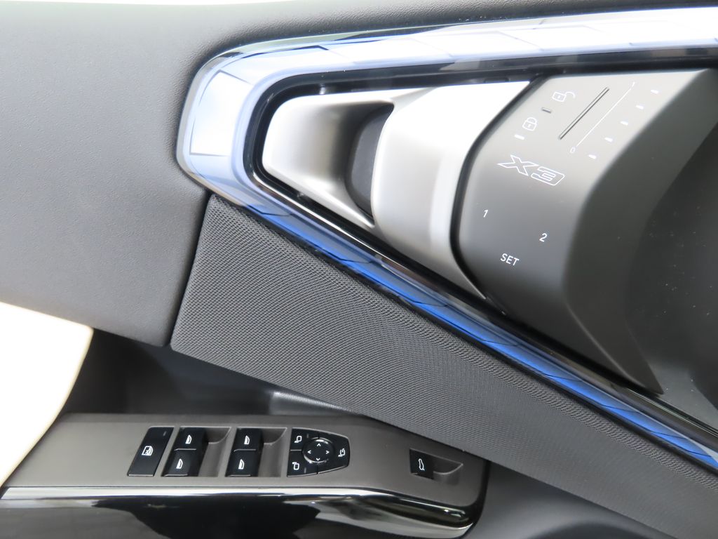 Thumbnail: 2026 BMW X3 - 24