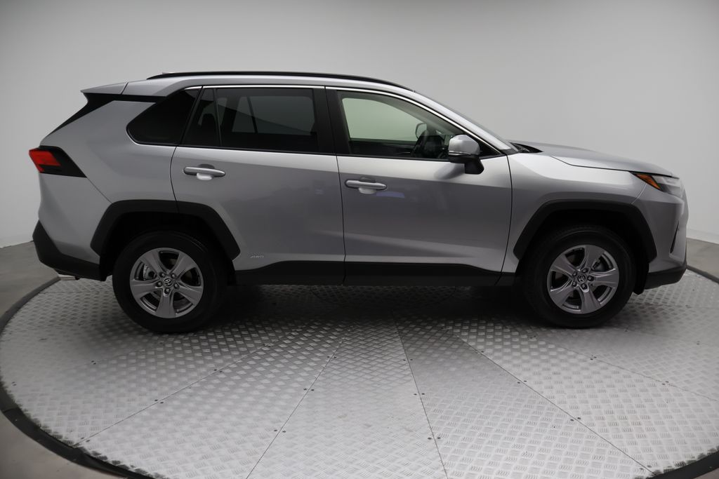 Thumbnail: 2025 Toyota RAV4 - 7