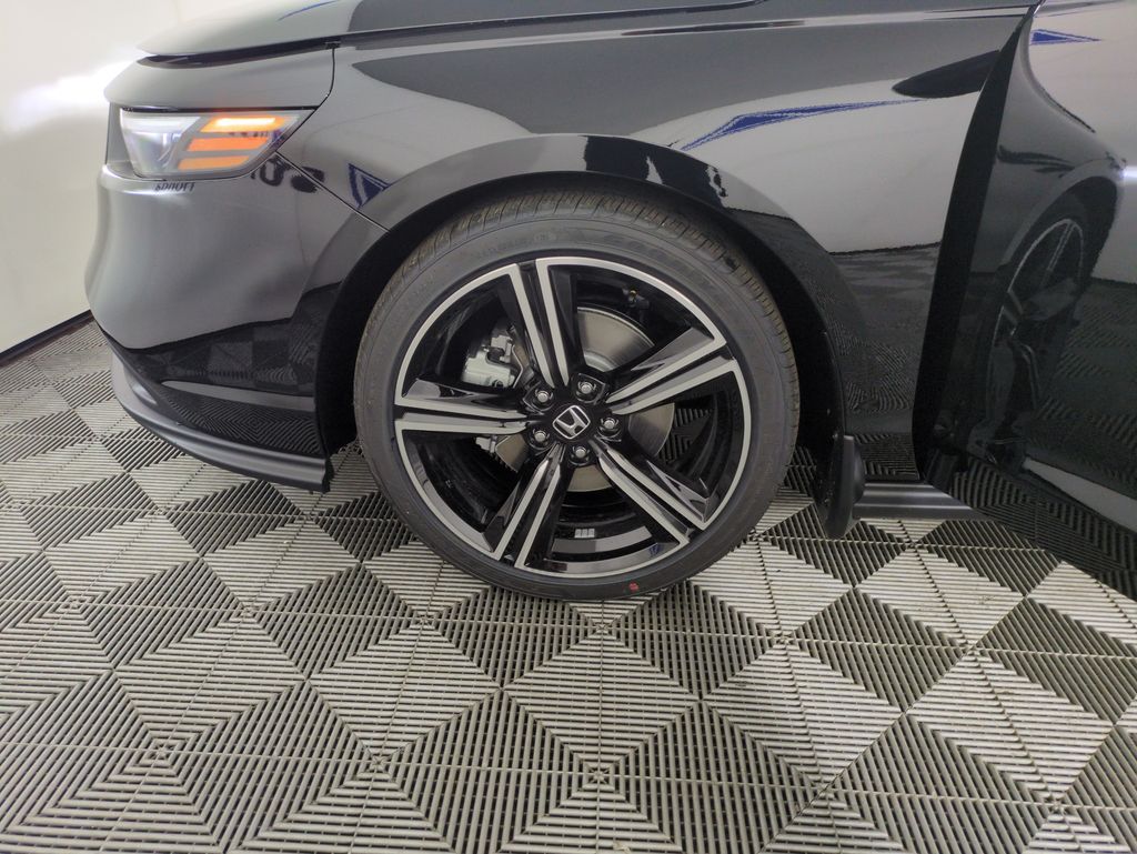 New 2025 Honda Accord Hybrid For Sale in Fort Wayne, IN