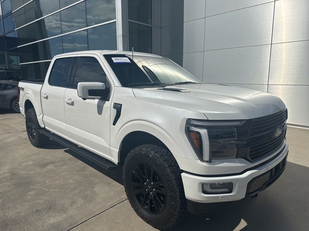 Star White Metallic Tri-Coat 2024 Ford F-150 Platinum SuperCrew 4WD Pickup Truck Four-Wheel Drive Automatic