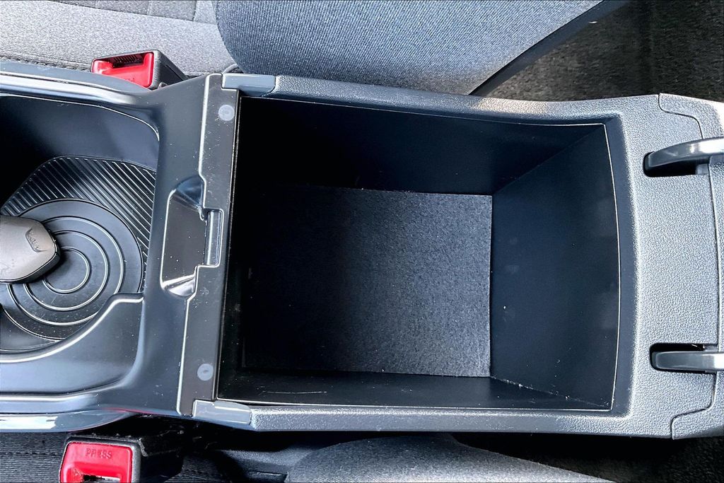 Used 2025 White Kia EX image 33