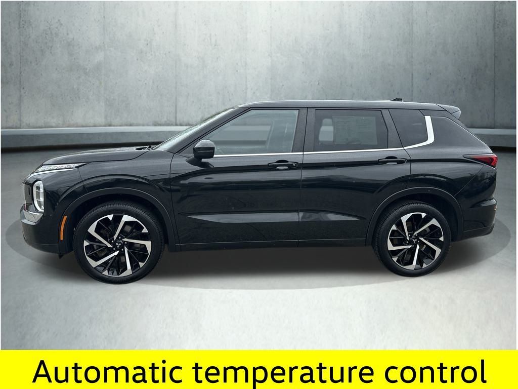 Used 2022 Mitsubishi Outlander ES with VIN JA4J4TA81NZ053186 for sale in Saco, ME