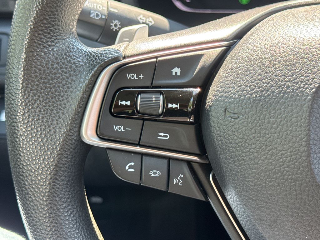 Used 2022 Gray Honda EX image 25