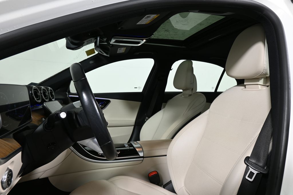 Thumbnail: 2023 Mercedes-Benz C-Class - 15