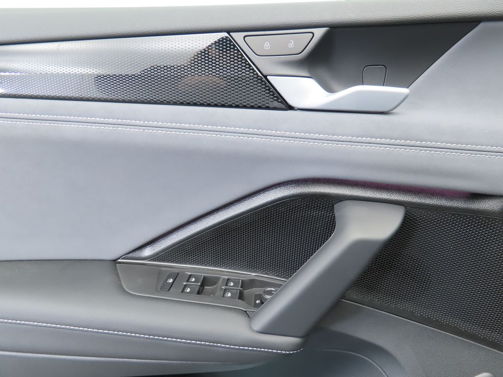 Thumbnail: 2026 Volkswagen Tiguan - 23