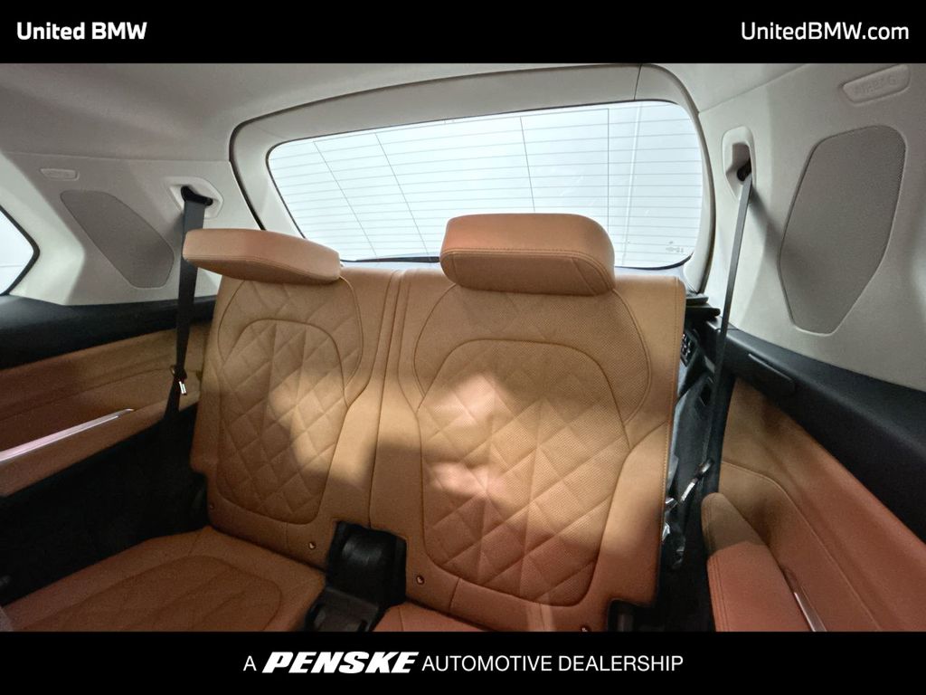 Thumbnail: 2026 BMW X7 - 22