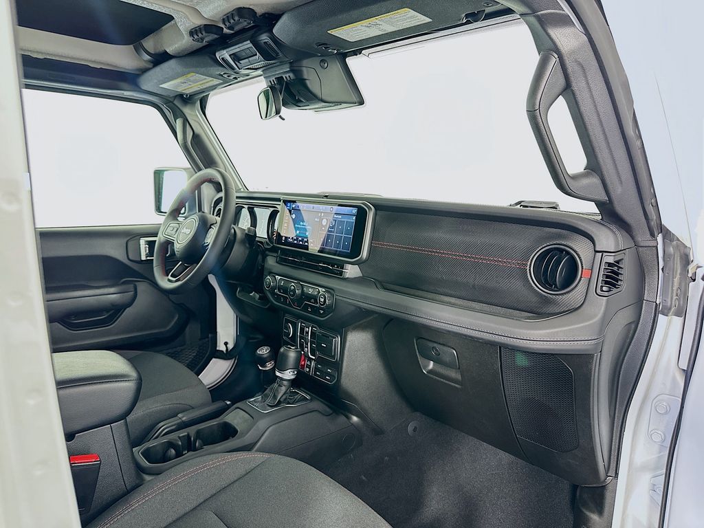 Thumbnail: 2024 Jeep Wrangler - 28