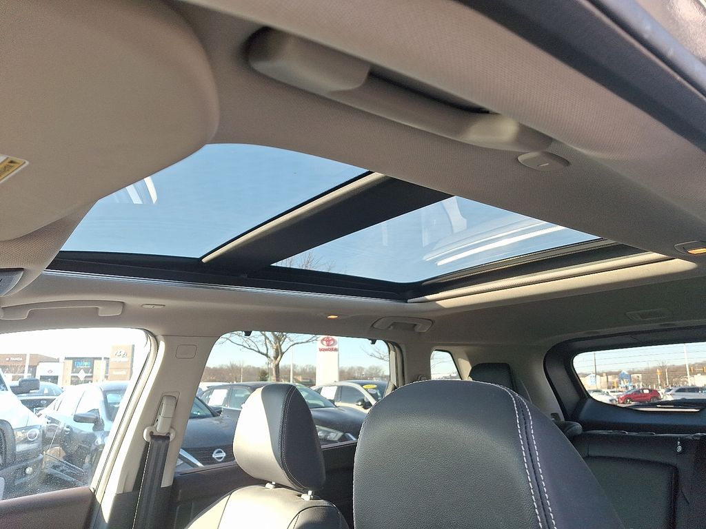 Thumbnail: 2022 Nissan Rogue - 13