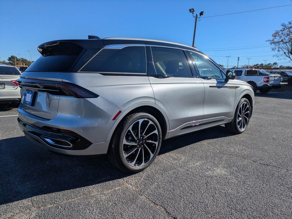 2026 Lincoln Nautilus Black Label