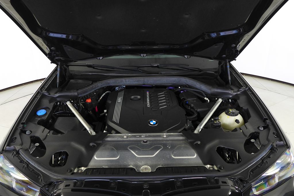 Thumbnail: 2023 BMW X4 - 6