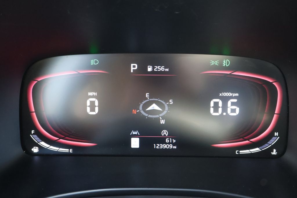 Thumbnail: 2023 Kia Soul - 29