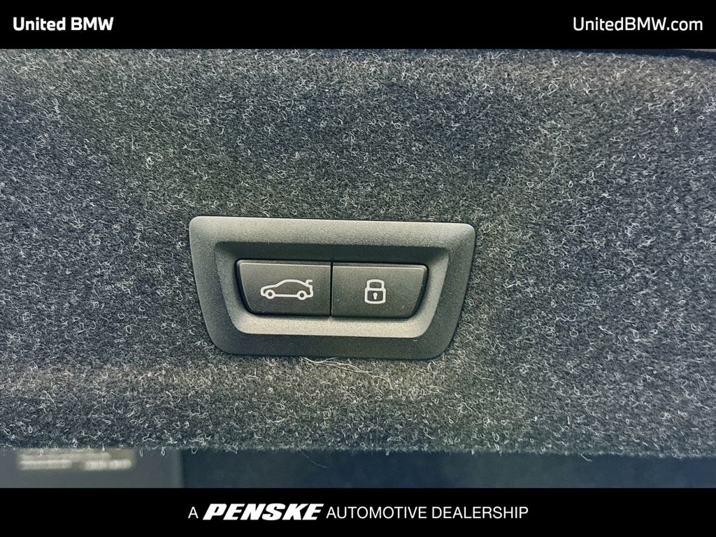 Thumbnail: 2025 BMW 3 Series - 20