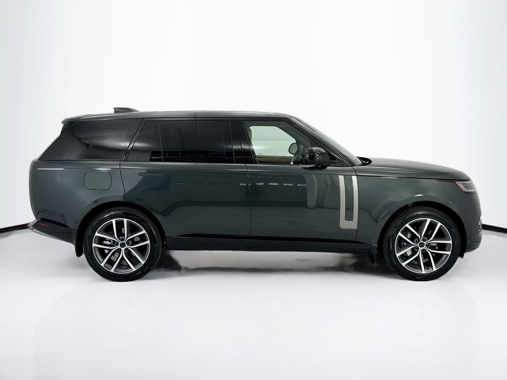 Thumbnail: 2026 Land Rover Range Rover - 4