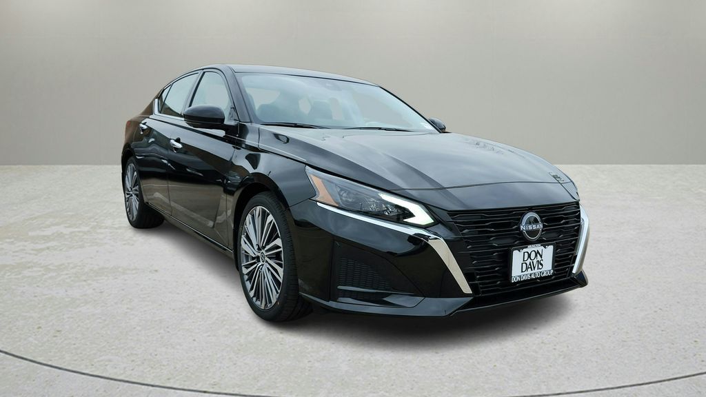 2025 Nissan Altima