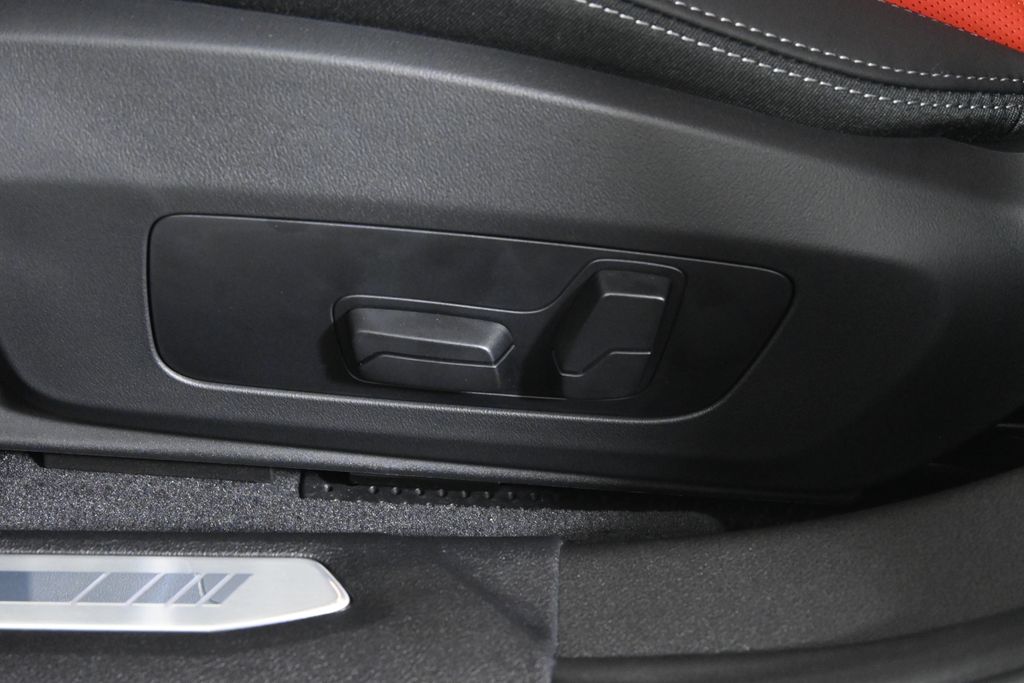 Thumbnail: 2026 BMW 2 Series - 26