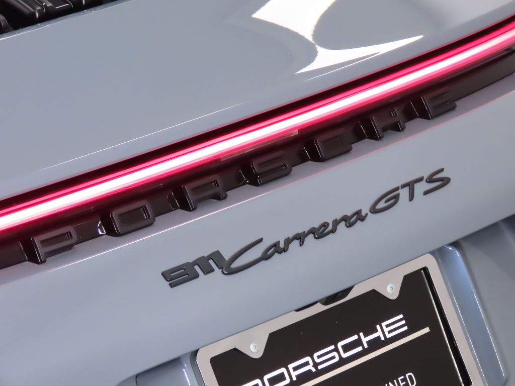 2024 Porsche 911 Carrera GTS 17