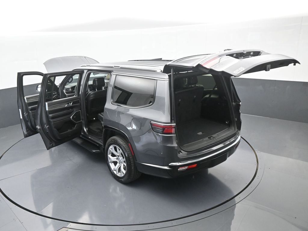 Used 2022 Baltic Gray Metallic Clearcoat Jeep Series II image 69