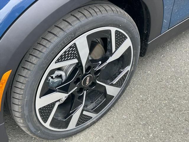 Thumbnail: 2026 MINI Cooper - 3