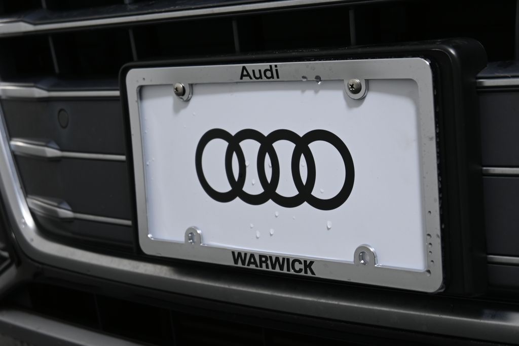 Thumbnail: 2019 Audi Q5 - 13