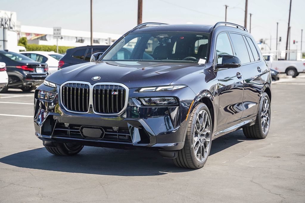 2024 BMW X7 M60i 3