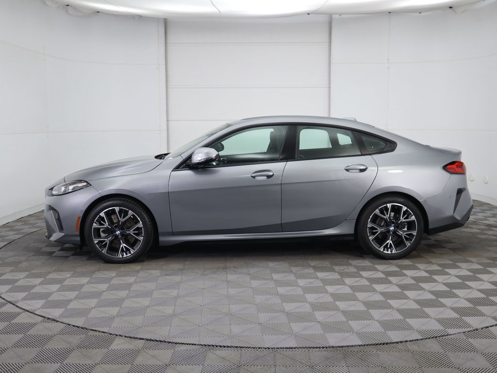 Thumbnail: 2026 BMW 2 Series - 8