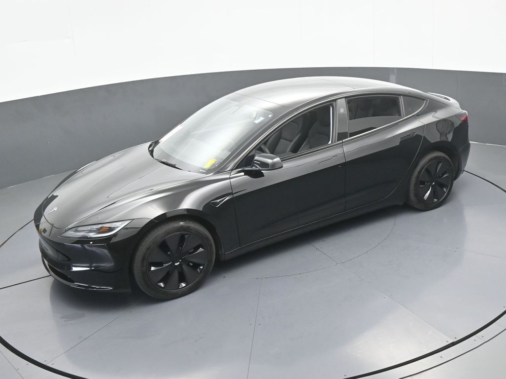 Used 2025  Tesla Long Range image 42