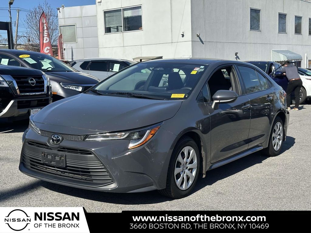 2023 Toyota Corolla LE FWD
