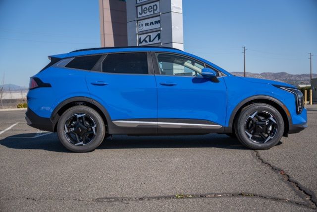 2026 Kia Sportage EX - Photo 8