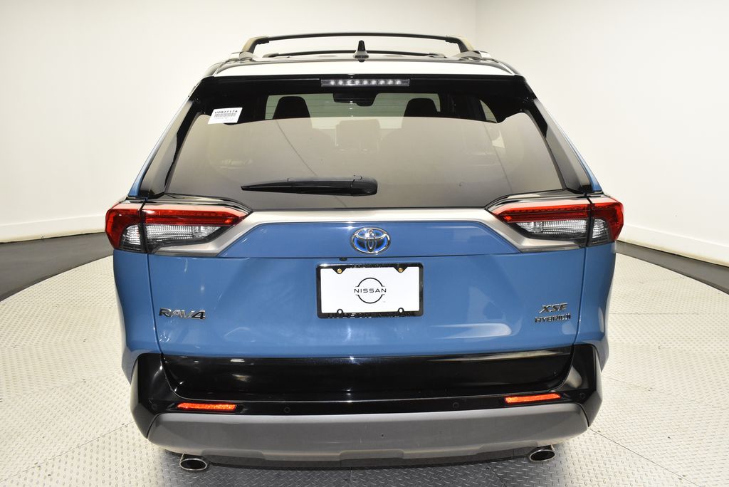 2022 Toyota RAV4 XSE 6