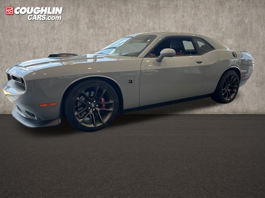  2022 Dodge Challenger R/T Scat Pack RWD   