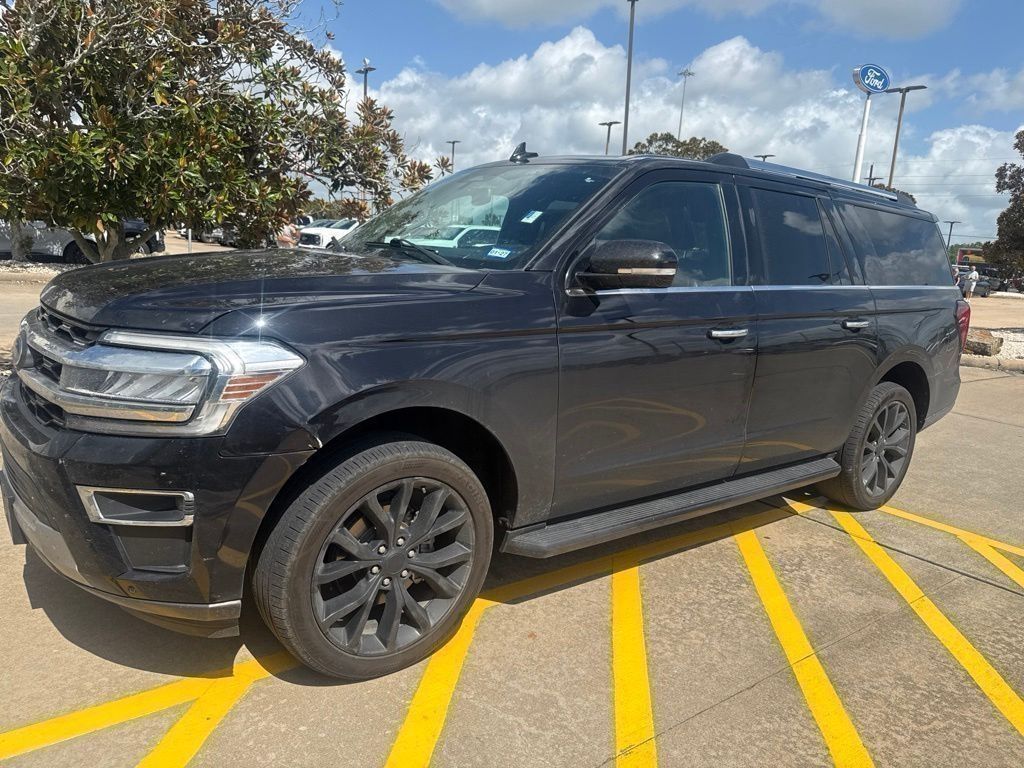 Black Metallic 2024 Ford Expedition SUV / Crossover 4X2 Automatic