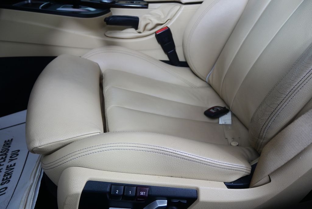 2019 BMW 4 Series 430i xDrive 10