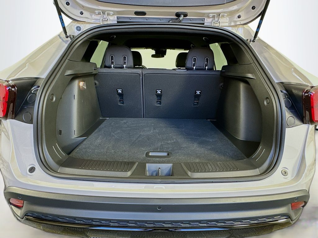 Thumbnail: 2026 Chevrolet Trax - 25