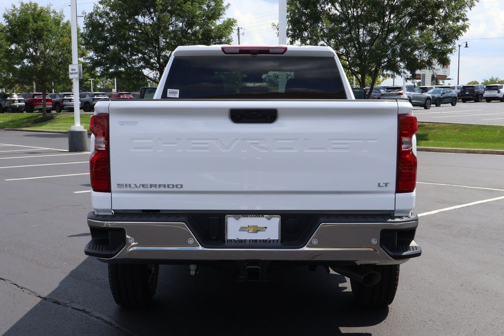 Thumbnail: 2026 Chevrolet Silverado 2500 - 6