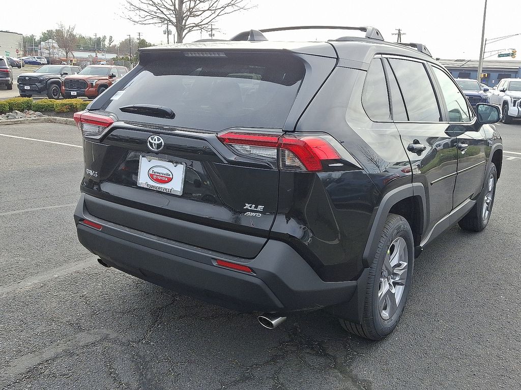 Thumbnail: 2025 Toyota RAV4 - 4