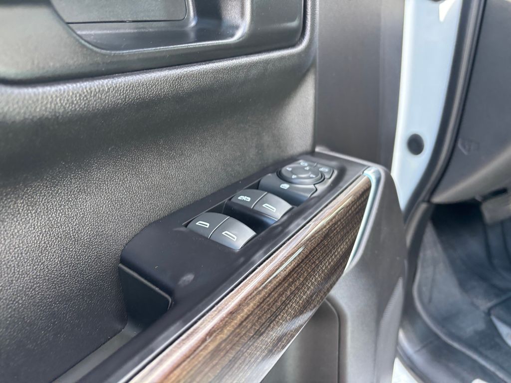 Used Car 2020 Chevrolet Silverado 1500  Lt For Sale Under $30,000 In Austin, Texas