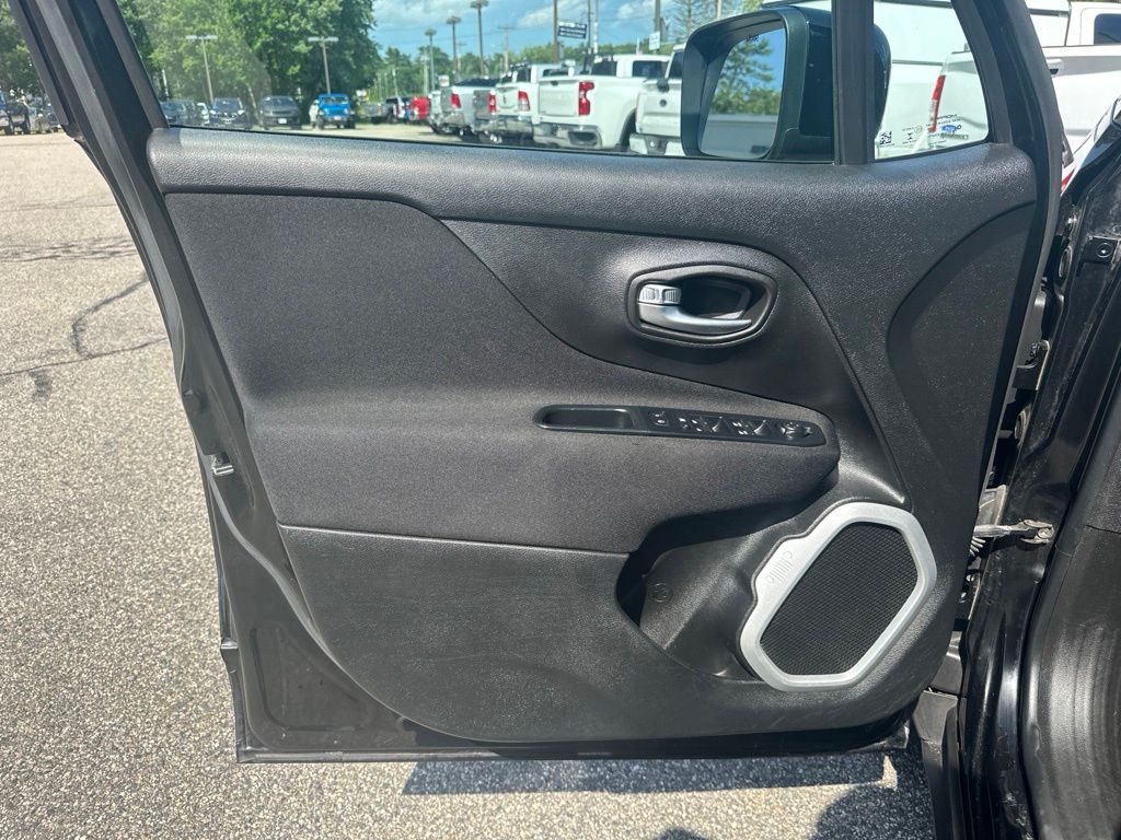 Used 2018 Jeep Renegade SUV