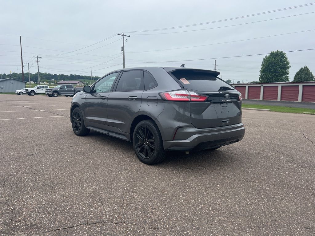2022 Ford Edge