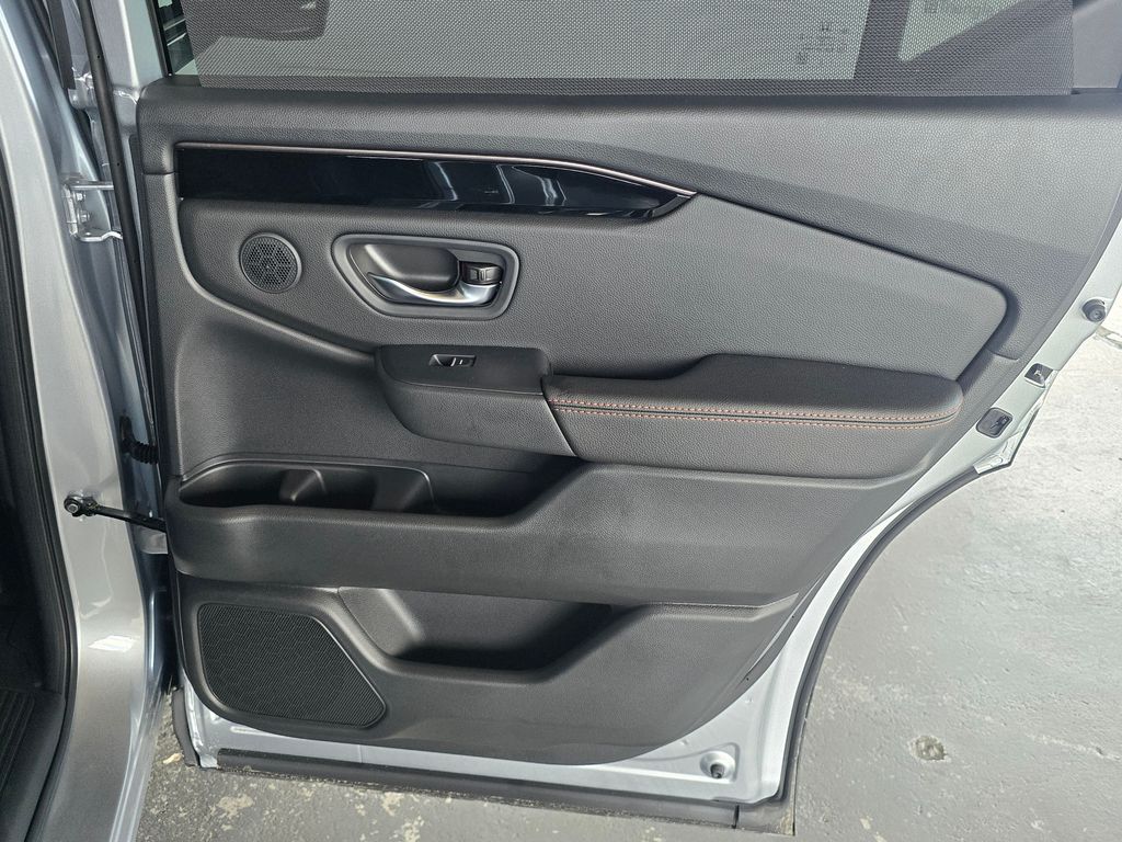 Thumbnail: 2026 Honda Pilot - 32