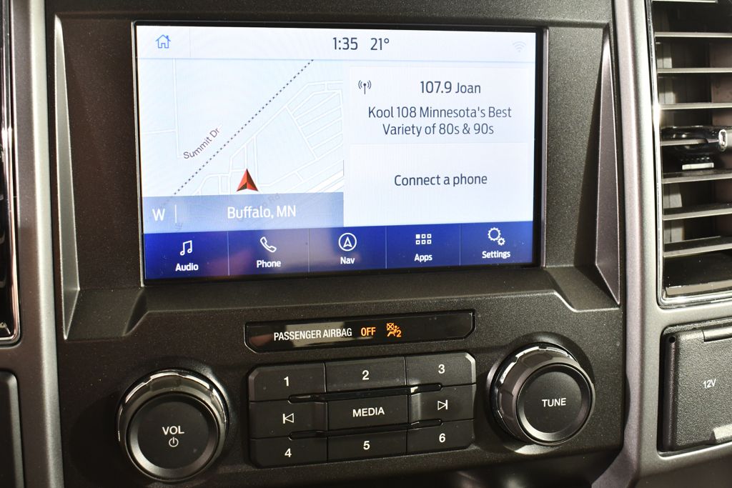 Used 2019 Blue Ford XLT image 28