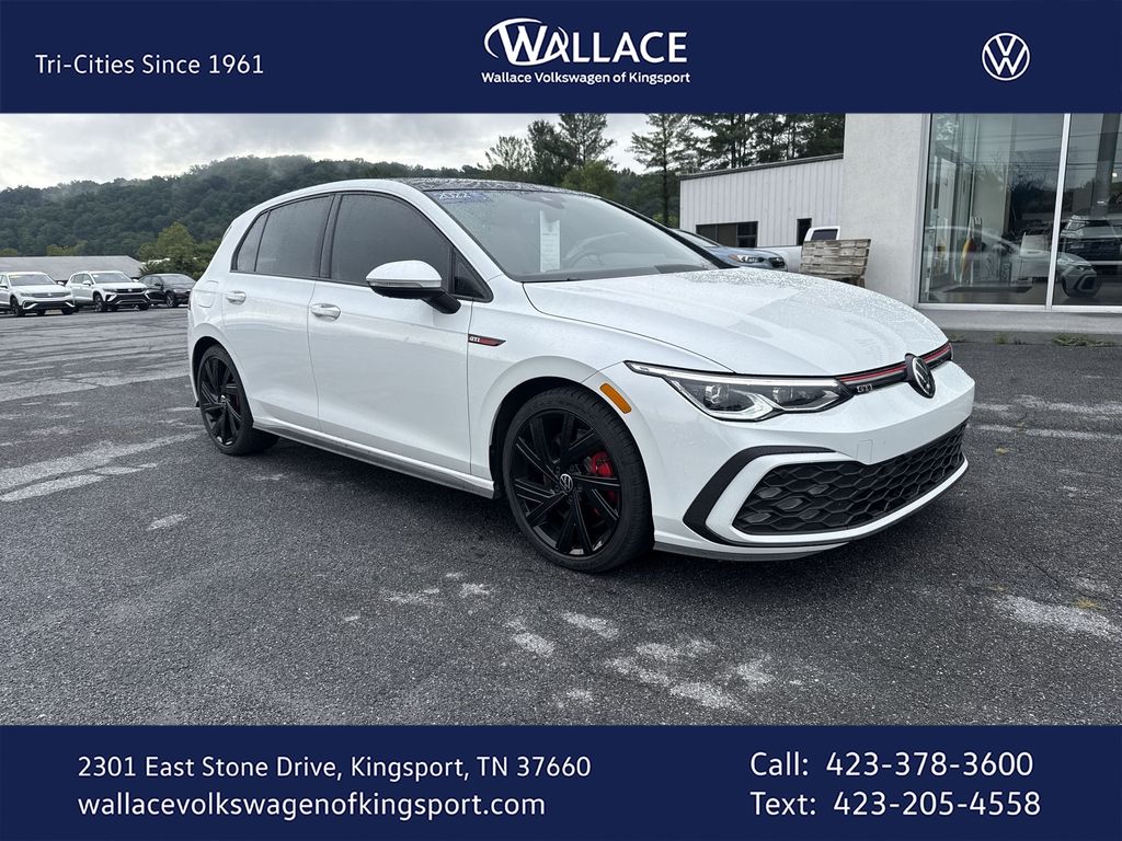 Oryx White Pearl 2022 Volkswagen Golf GTI Hatchback Front-Wheel Drive 6-Speed Manual
